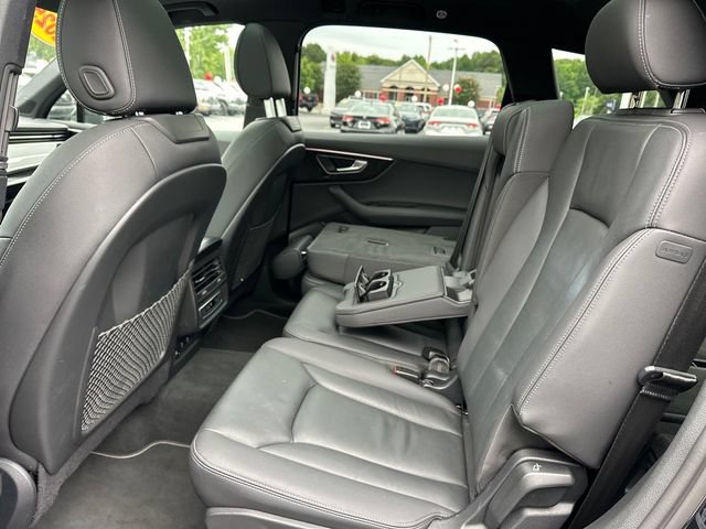 Used 2025 Audi Q7 3.0T Premium Plus AWD/4WD image 12