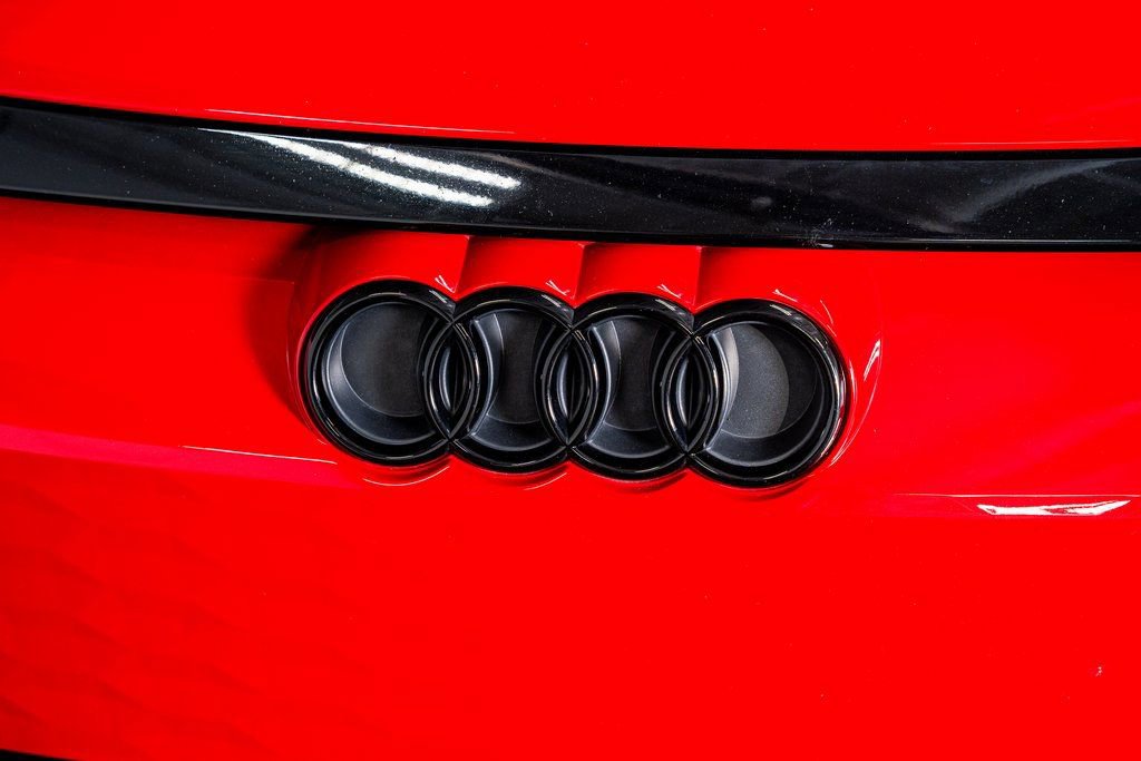 Used 2024 Audi RS e-tron GT w/ Carbon Performance Package image 16