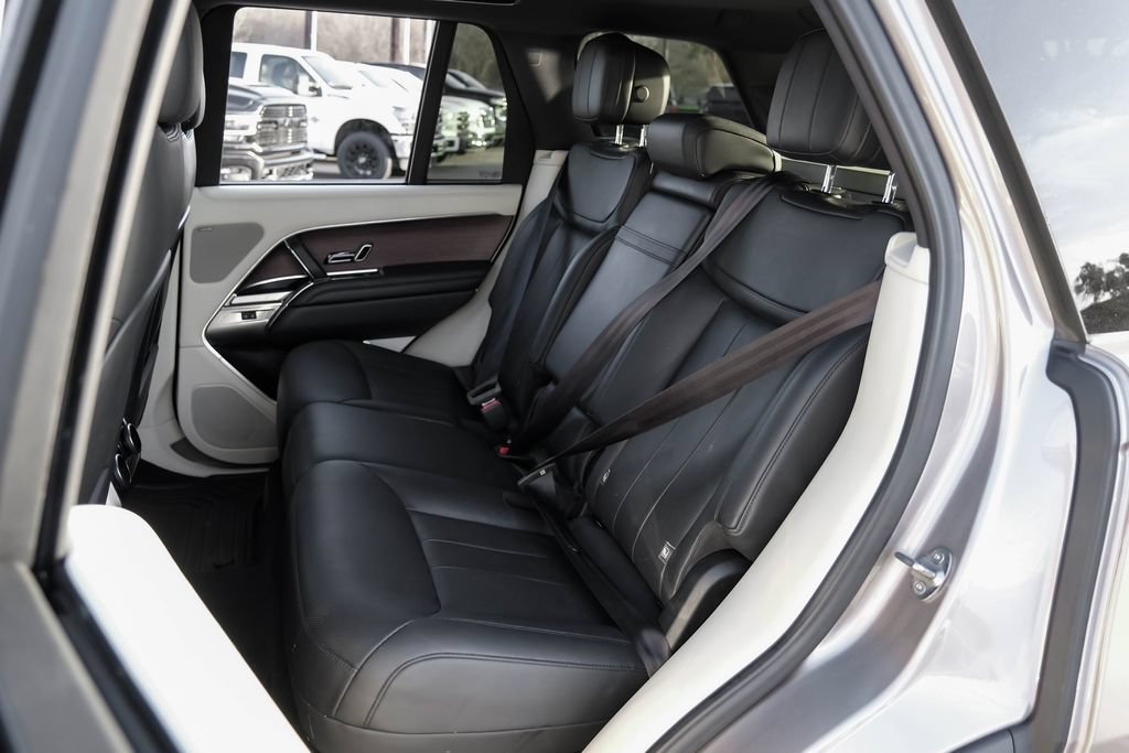 Used 2023 Land Rover Range Rover SE AWD/4WD image 43