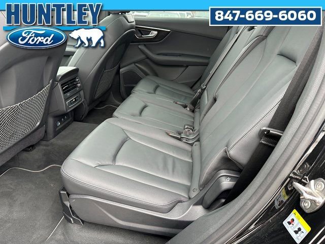 Used 2025 Audi Q7 3.0T Premium Plus image 16