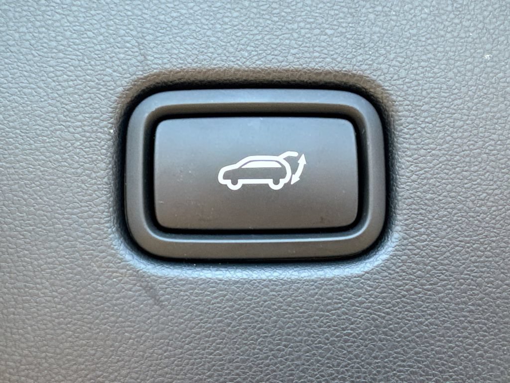 Certified 2025 Hyundai Tucson SEL AWD/4WD image 18