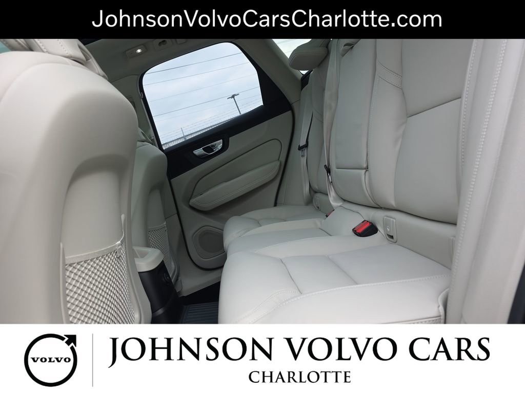 New 2026 Volvo XC60 T8 Ultra w/ Protection Package Premier image 14