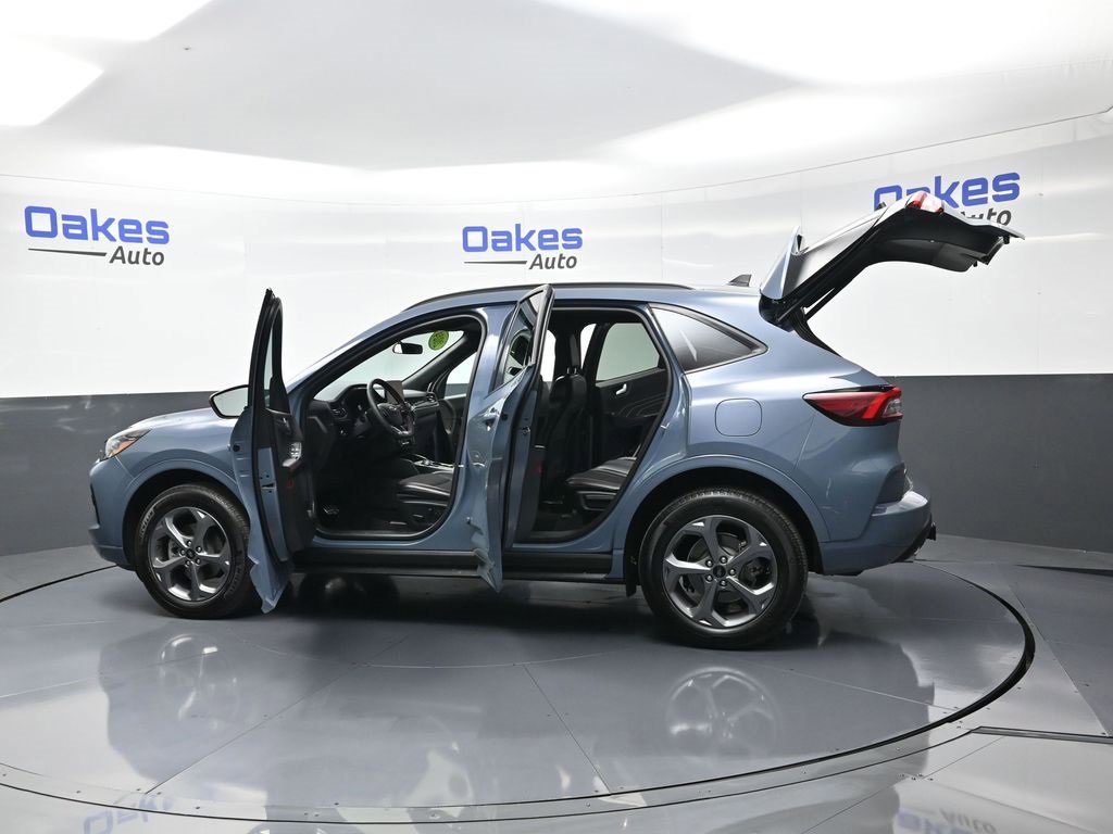 Used 2024 Ford Escape ST-Line Select w/ Class II Trailer Tow Package image 56