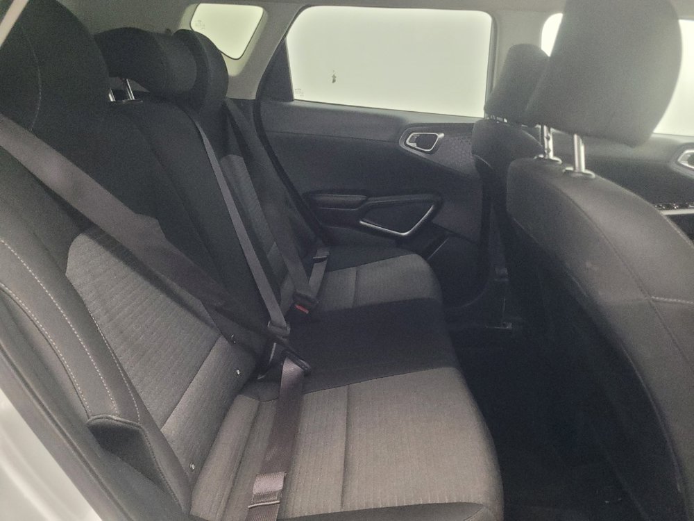 Used 2020 Kia Soul S FWD image 19