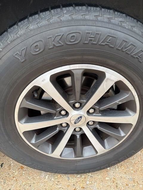 Used 2019 Ford Expedition Max XLT w/ Equipment Group 202A image 13