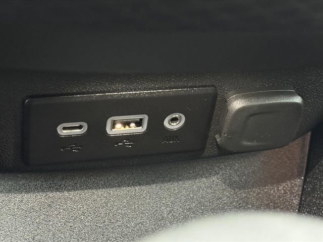 Used 2023 Chevrolet Malibu LS image 19