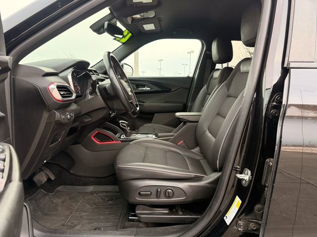 Used 2023 Chevrolet TrailBlazer RS w/ Technology Package image 13