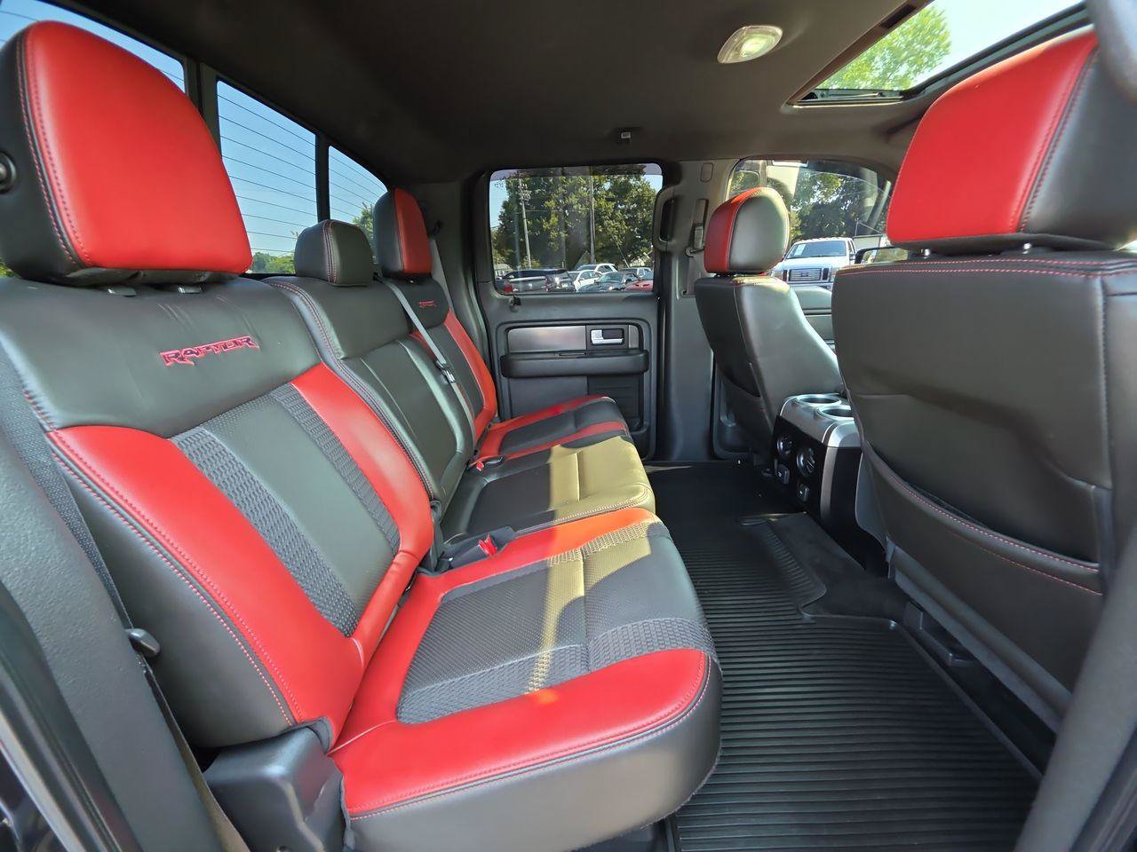 Used 2014 Ford F150 Raptor w/ Equipment Group 801A Luxury AWD/4WD image 7