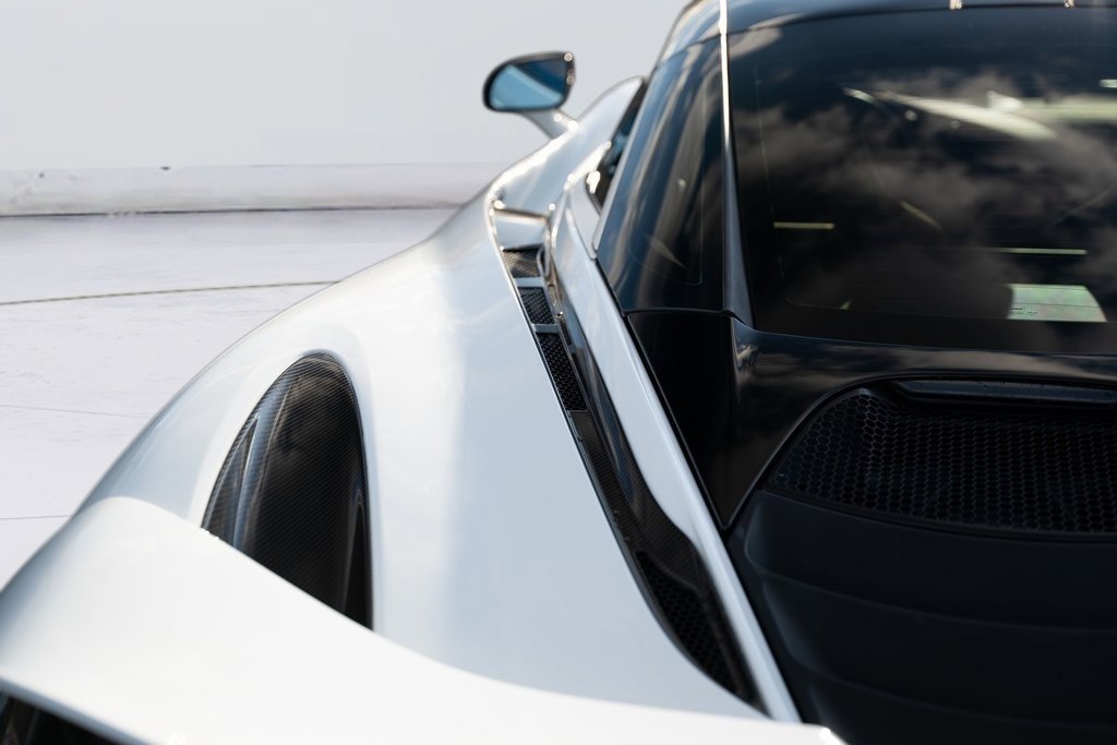 Used 2018 McLaren 720S image 31