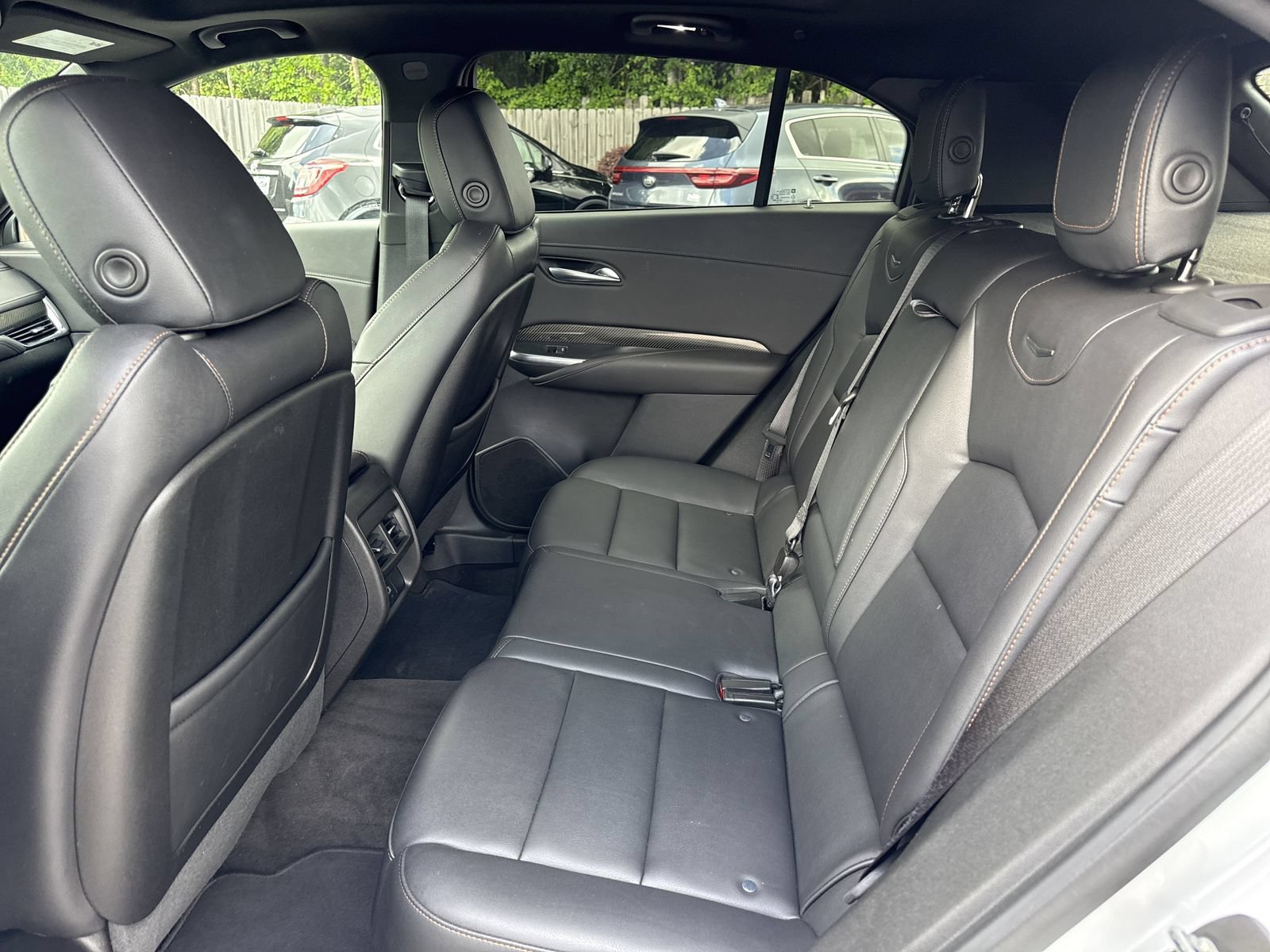 Used 2022 Cadillac XT4 Sport w/ Enhanced Visibility Package FWD image 10