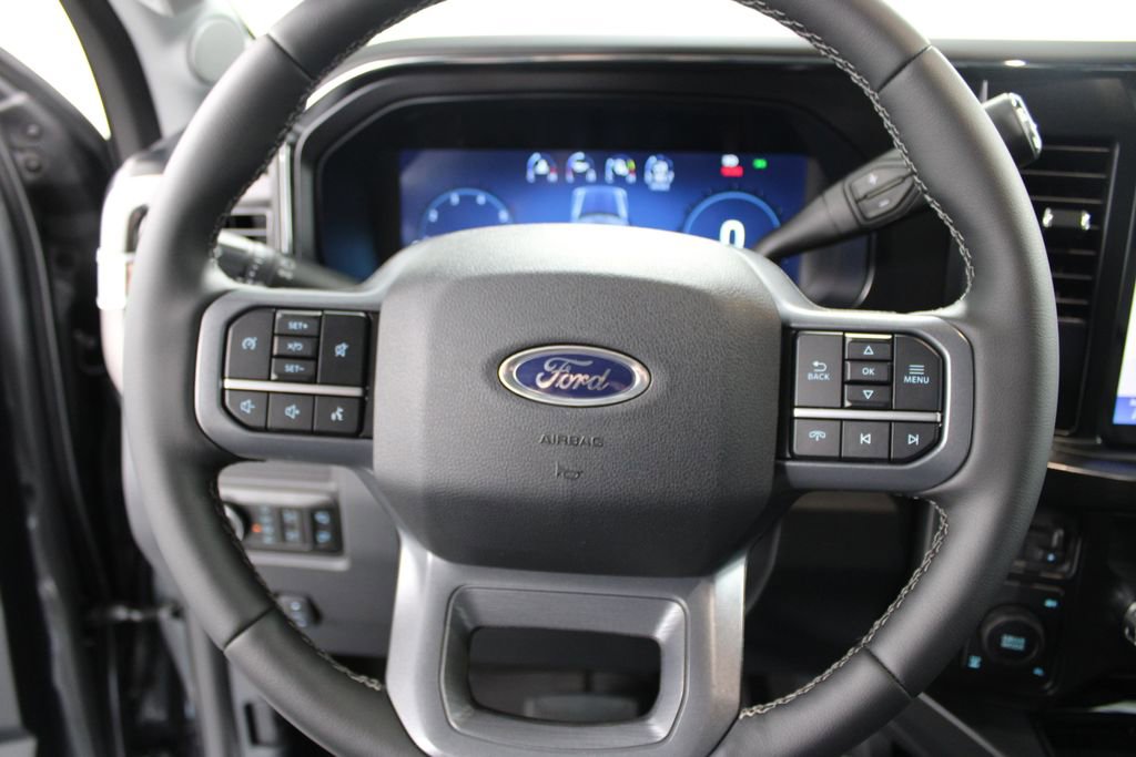 New 2026 Ford F250 Lariat w/ Black Appearance Package image 36