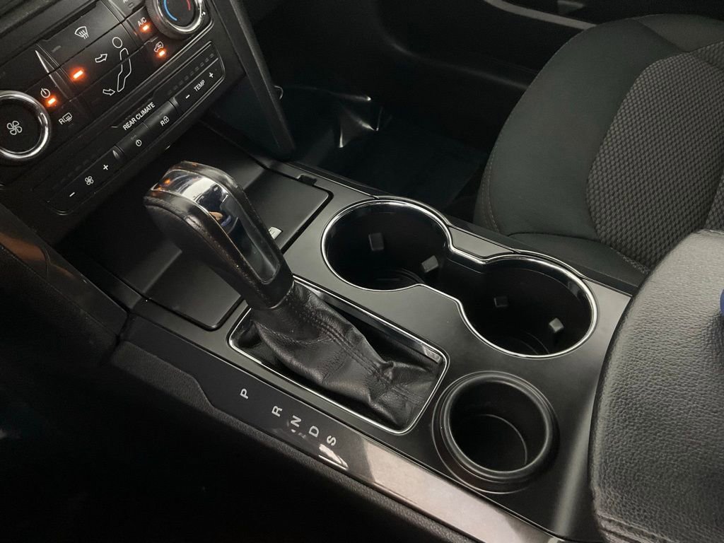 Certified 2017 Ford Explorer XLT FWD image 14