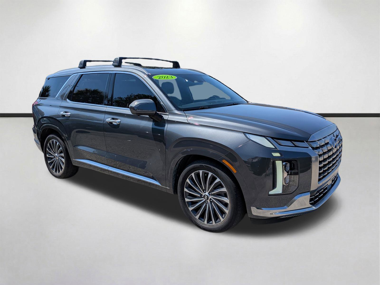 Used 2023 Hyundai Palisade Calligraphy image 1