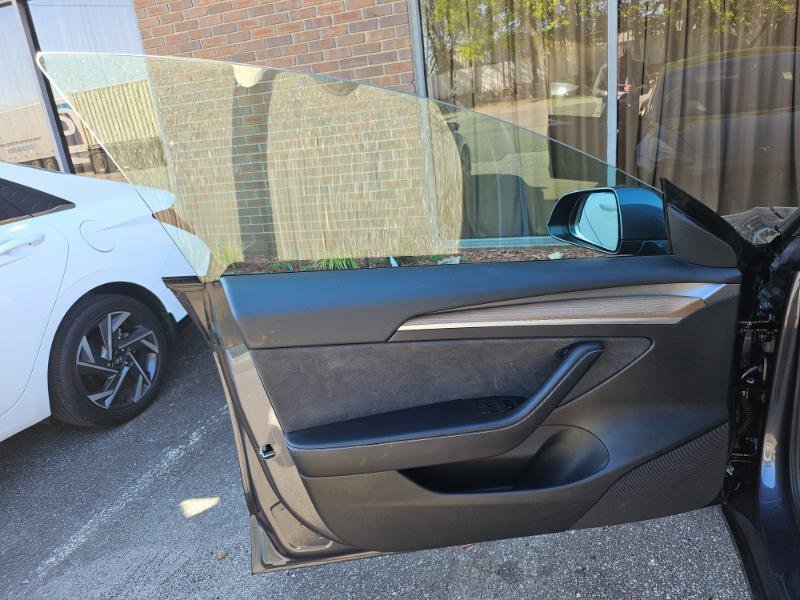 Used 2023 Tesla Model 3 Standard Range RWD image 29