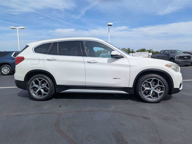 Used 2017 BMW X1 xDrive28i image 3