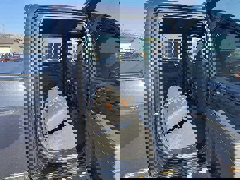 Used 2025 GMC Sierra 2500 AT4 w/ AT4 Premium Plus Package image 33