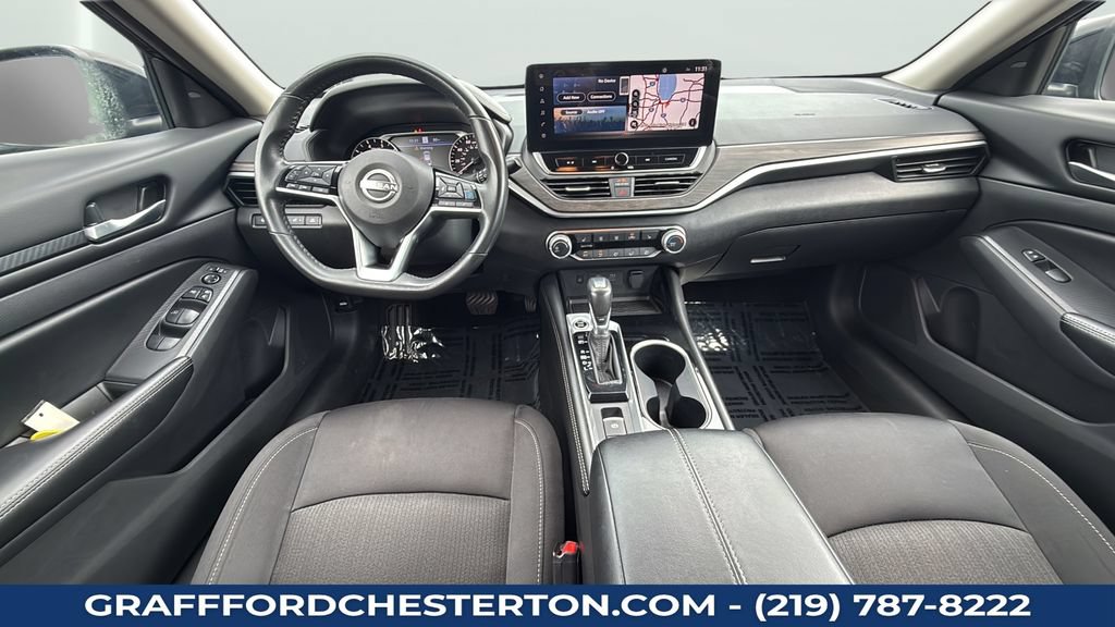 Used 2024 Nissan Altima 2.5 SV w/ SV Premium Package FWD image 14