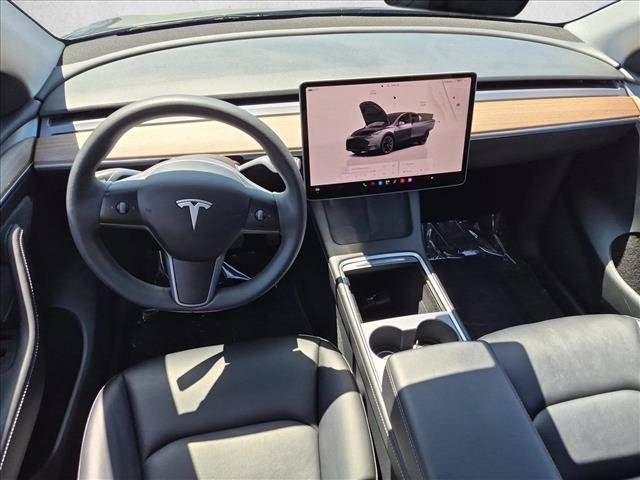 Used 2023 Tesla Model Y Long Range AWD/4WD image 19
