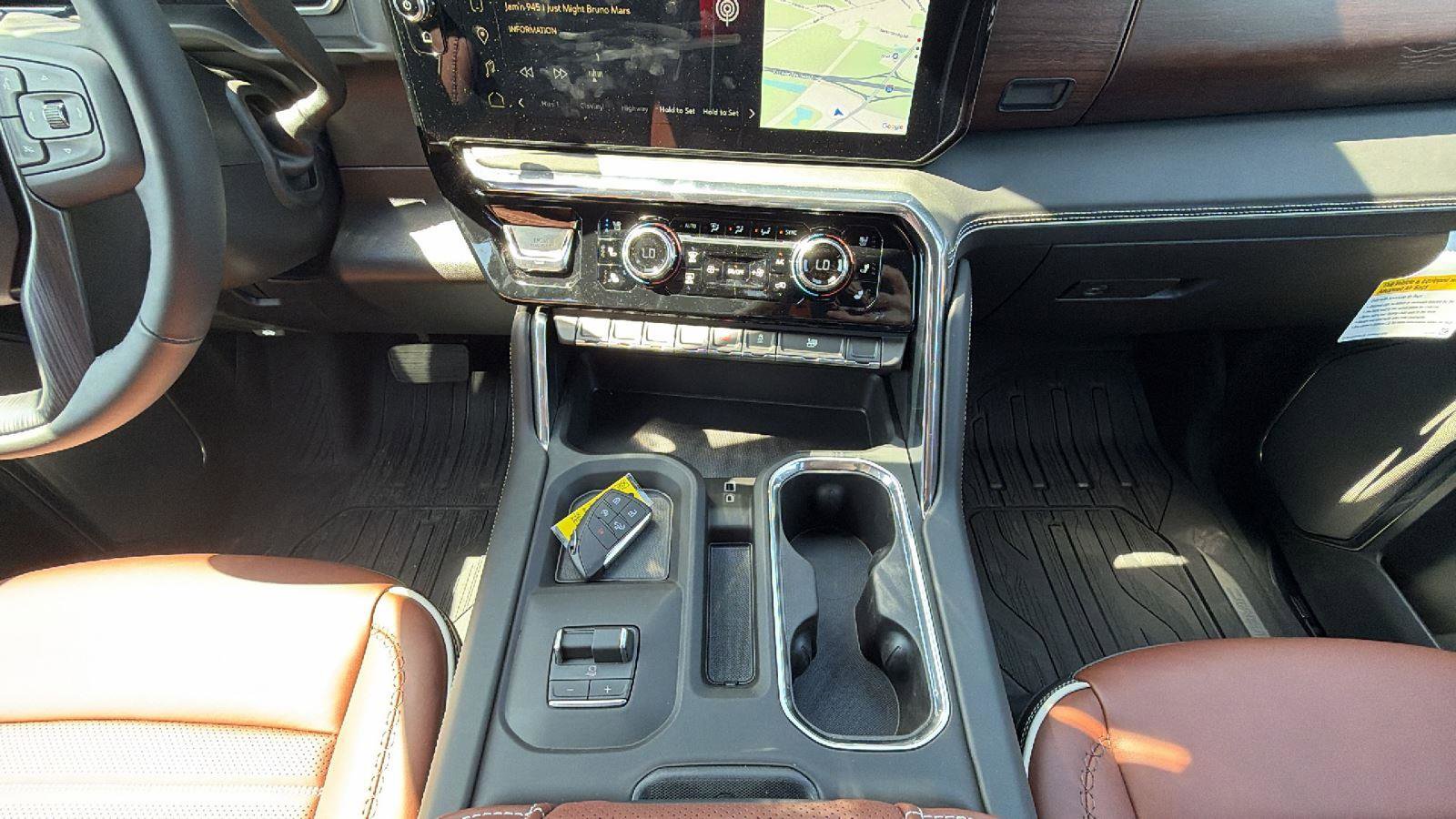 New 2026 GMC Sierra 3500 Denali Ultimate AWD/4WD image 24