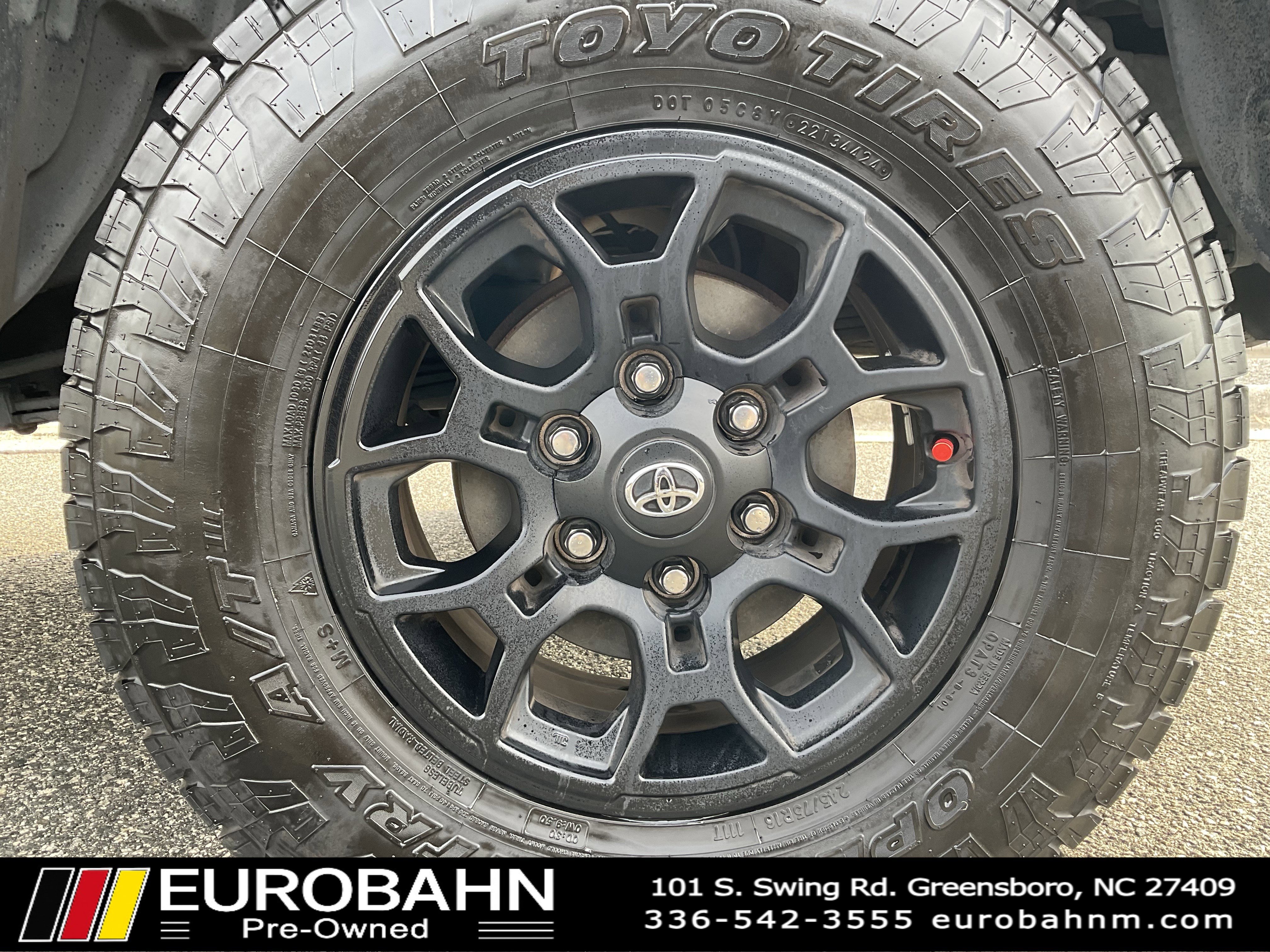 Used 2021 Toyota Tacoma SR5 image 33