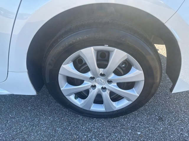 Used 2023 Toyota Corolla LE image 12