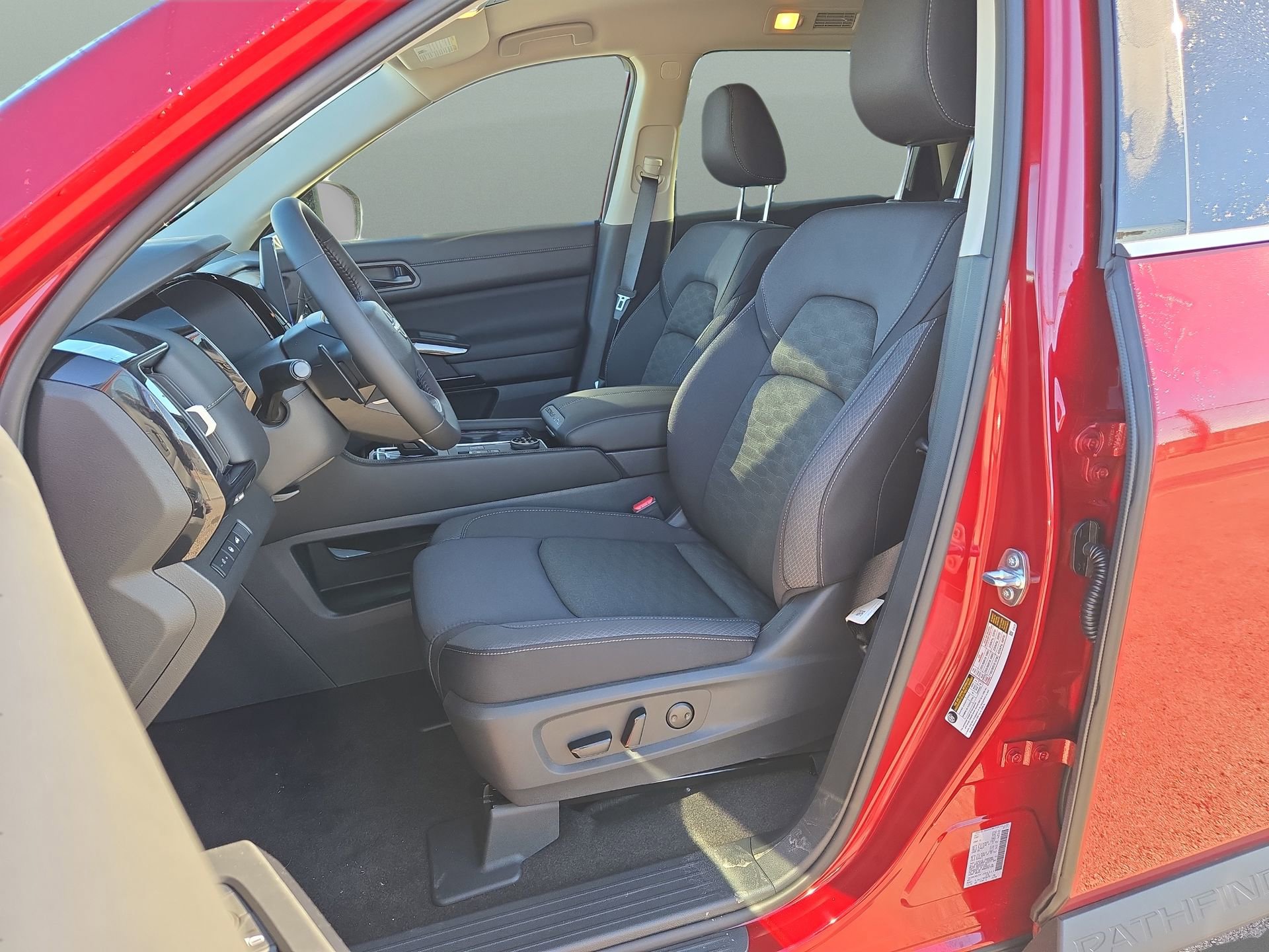 New 2026 Nissan Pathfinder SV image 10