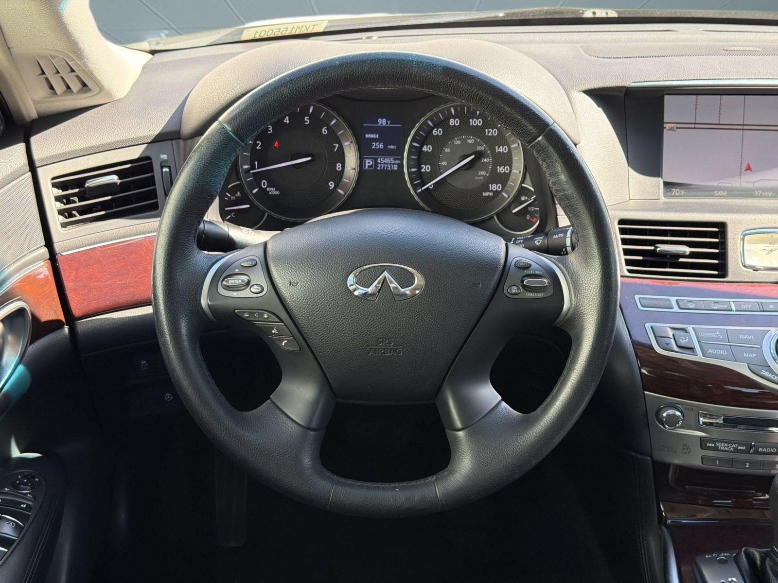 Used 2019 INFINITI Q70 Luxe RWD image 10