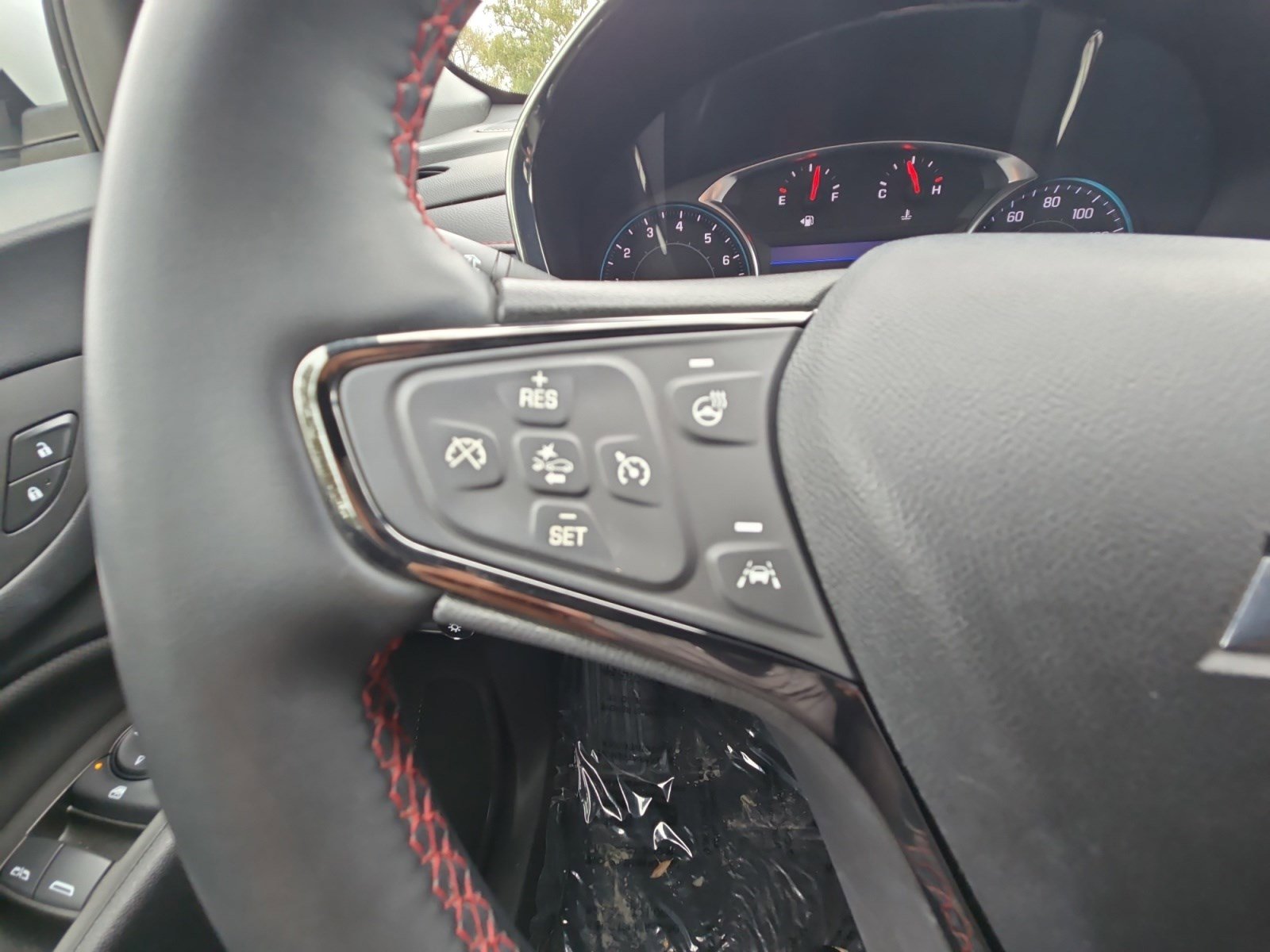 Used 2023 Chevrolet Equinox RS image 17