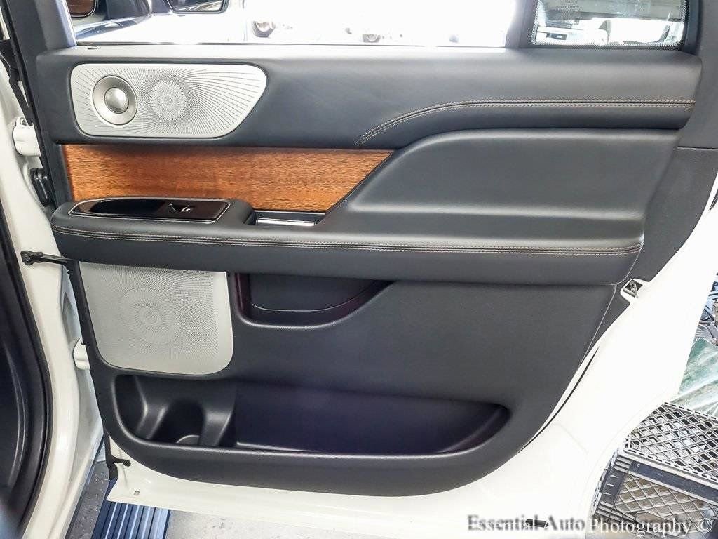 Used 2022 Lincoln Navigator L Black Label image 30
