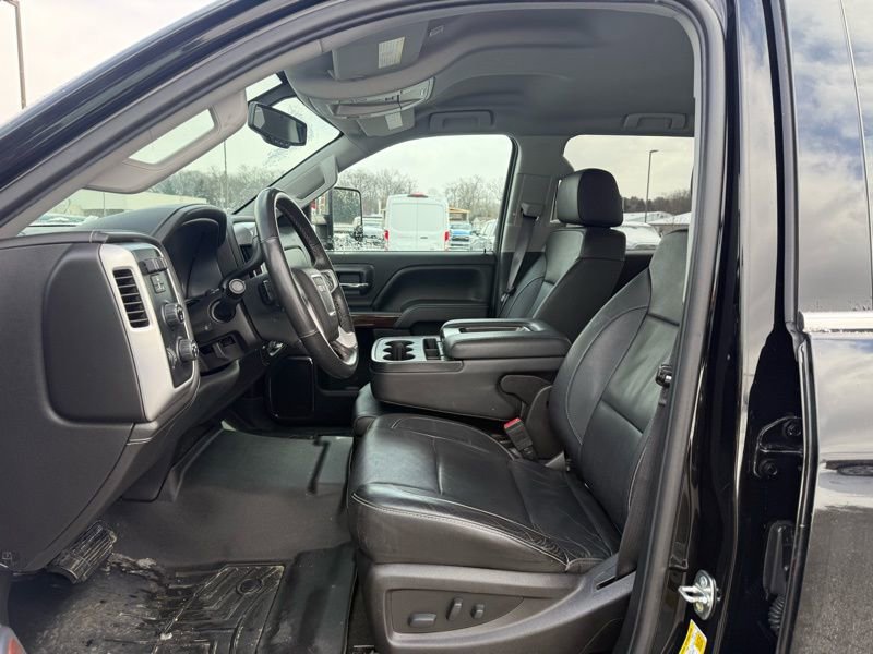 Used 2017 GMC Sierra 2500 SLT w/ Snow Plow Prep Package AWD/4WD image 10