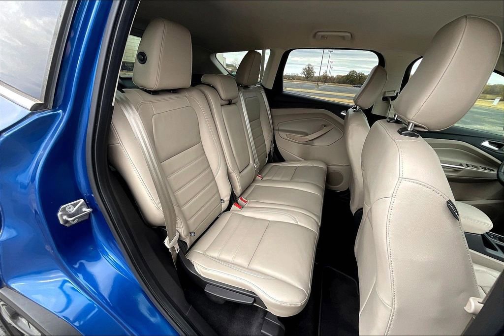 Used 2018 Ford Escape SEL image 16