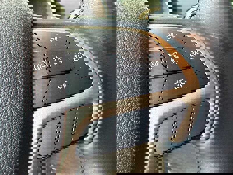 Used 2015 Jeep Grand Cherokee Limited image 21