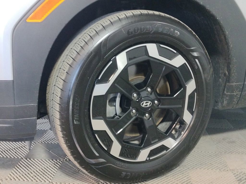 Used 2024 Hyundai Santa Fe SEL image 5