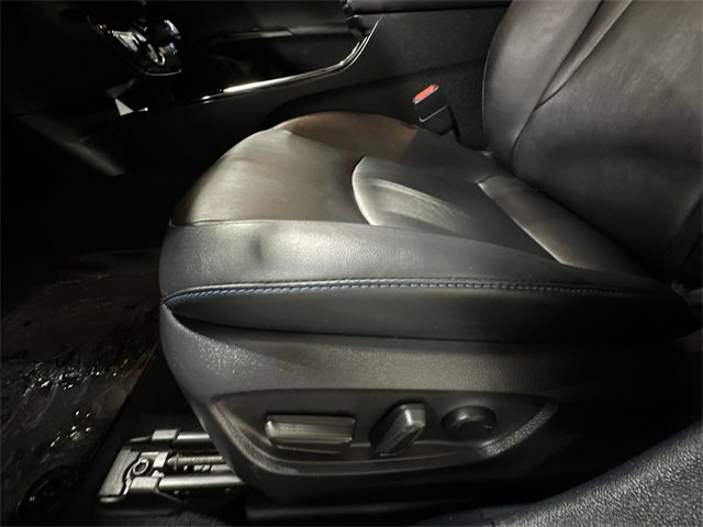 Used 2019 Toyota Prius Limited image 19