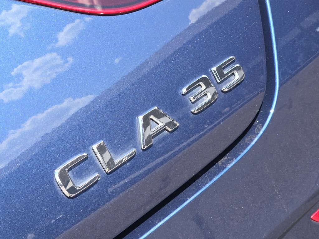 Used 2021 Mercedes-Benz CLA 35 AMG 4MATIC image 11
