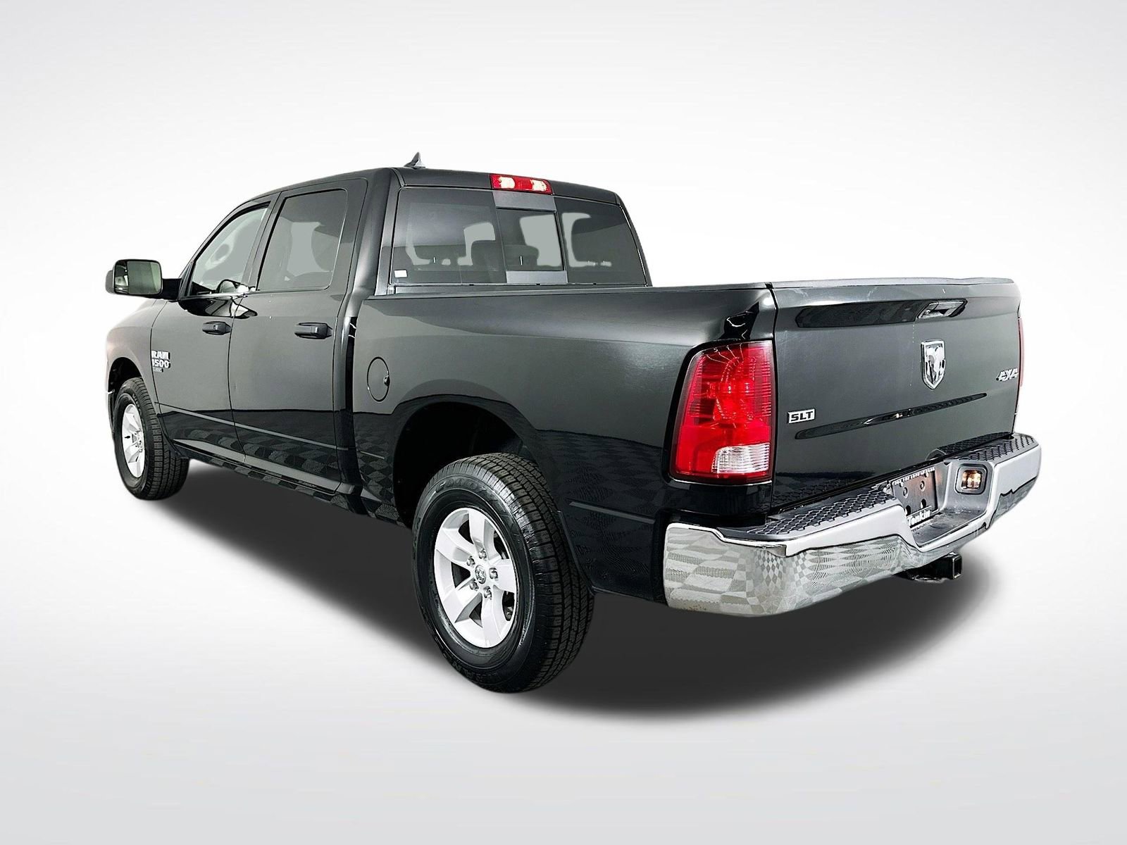 Used 2023 RAM 1500 Classic SLT w/ Trailer & Traction Group image 6