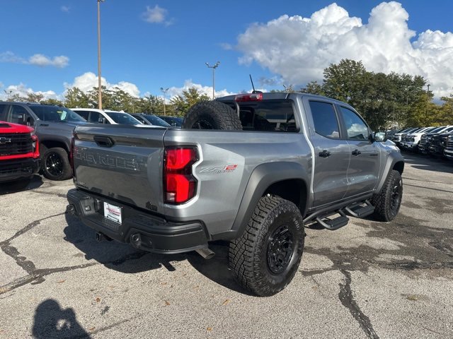 New 2026 Chevrolet Colorado ZR2 w/ ZR2 Bison Edition image 3