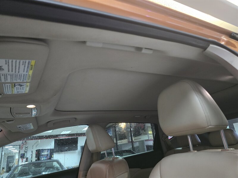 Used 2017 Nissan Murano SV AWD/4WD image 17