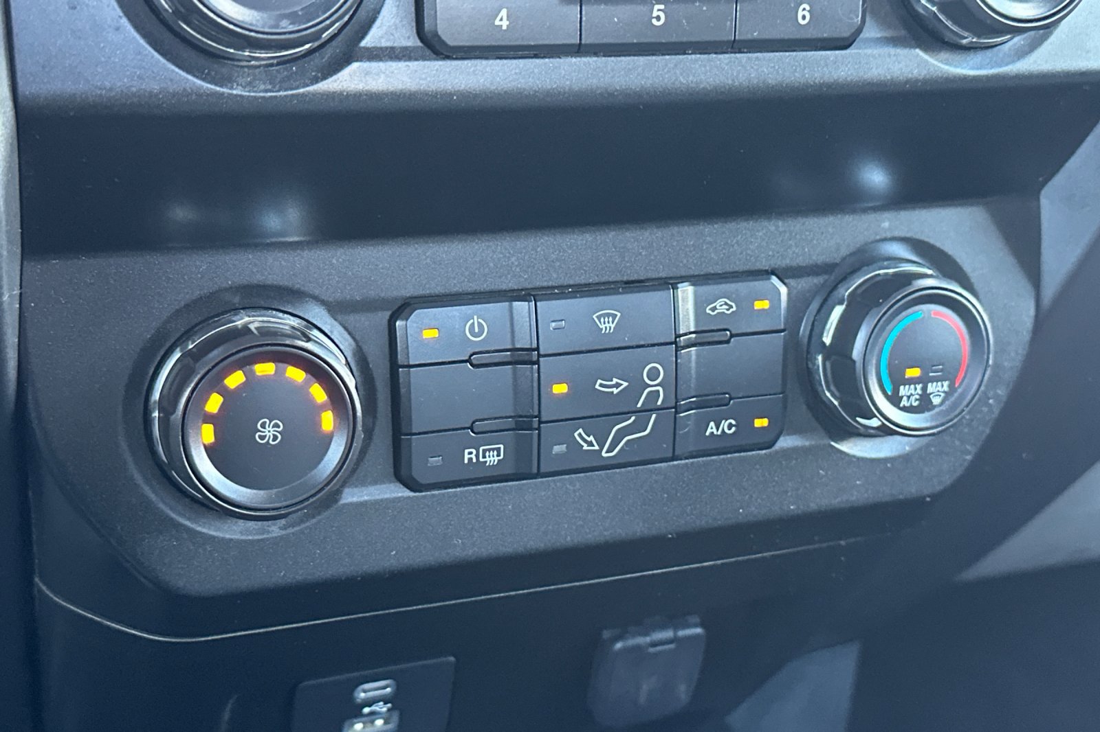 Used 2020 Ford F250 XLT w/ XLT Value Package image 17