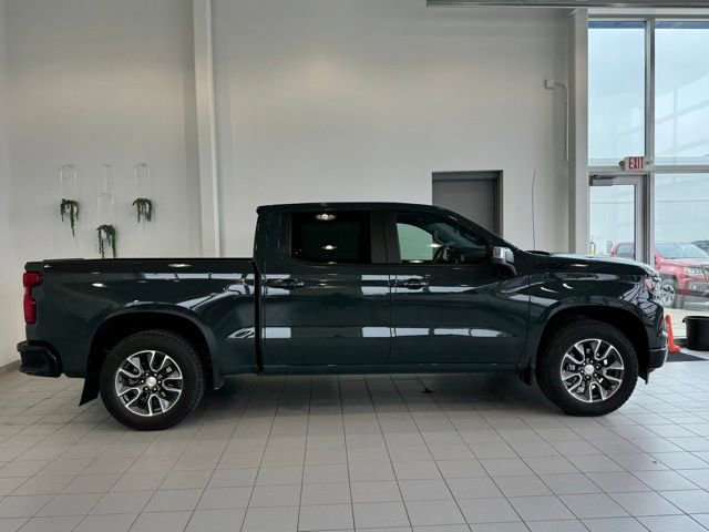 Used 2025 Chevrolet Silverado 1500 LT image 34