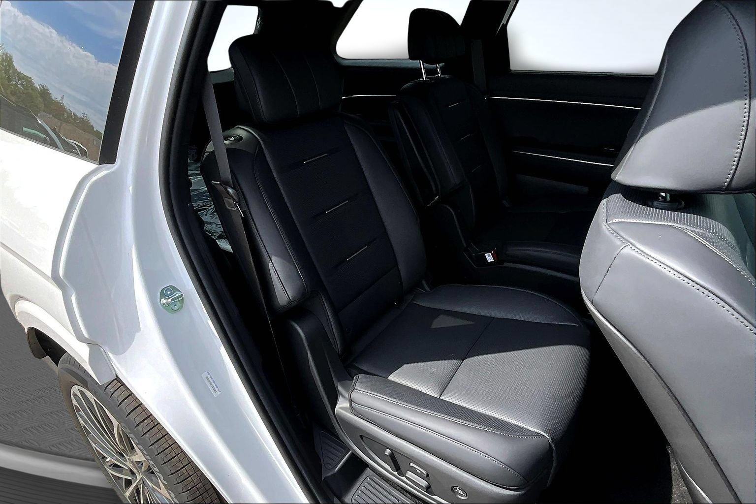 New 2026 Hyundai Palisade Calligraphy AWD/4WD image 12
