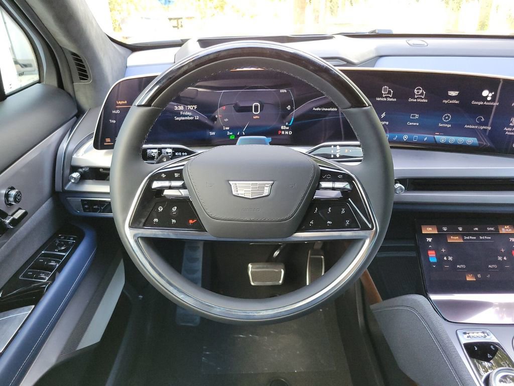 New 2026 Cadillac Vistiq Premium Luxury w/ LPO, Floor Liner Package AWD/4WD image 13