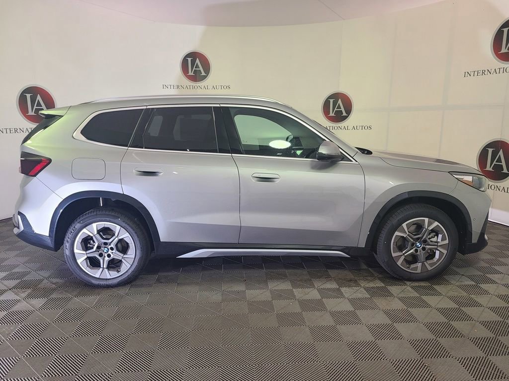 New 2025 BMW X1 xDrive28i w/ Premium Package image 10