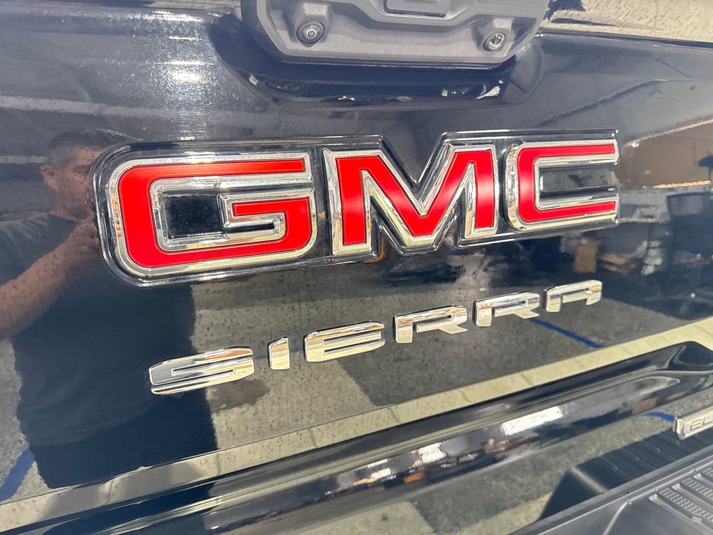 Used 2024 GMC Sierra 1500 Elevation image 21