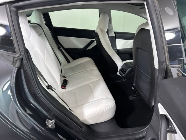 Used 2018 Tesla Model 3 Long Range image 26