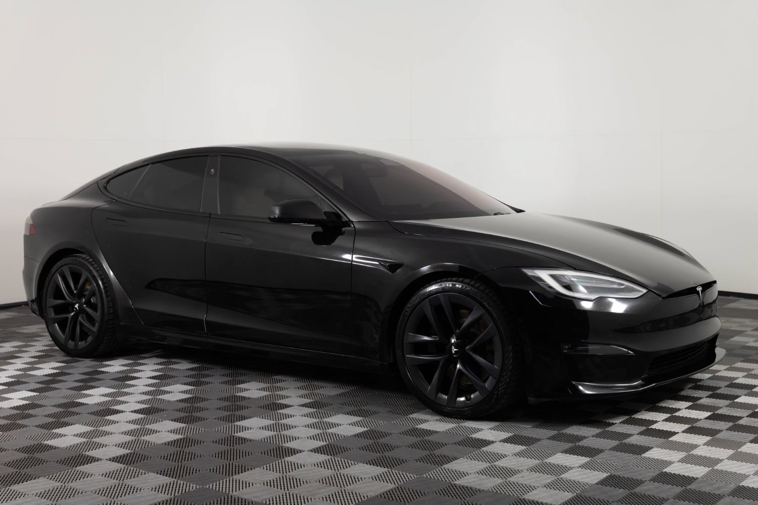 Used 2021 Tesla Model S Plaid AWD/4WD image 10