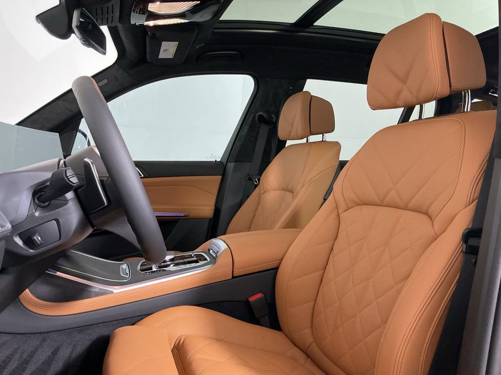 Used 2026 BMW X7 xDrive40i w/ M Sport Package AWD/4WD image 22
