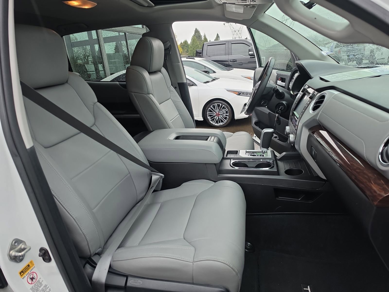 Used 2015 Toyota Tundra Limited image 20