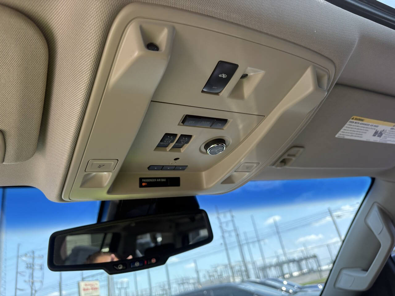 Used 2015 Cadillac Escalade ESV Luxury RWD image 33
