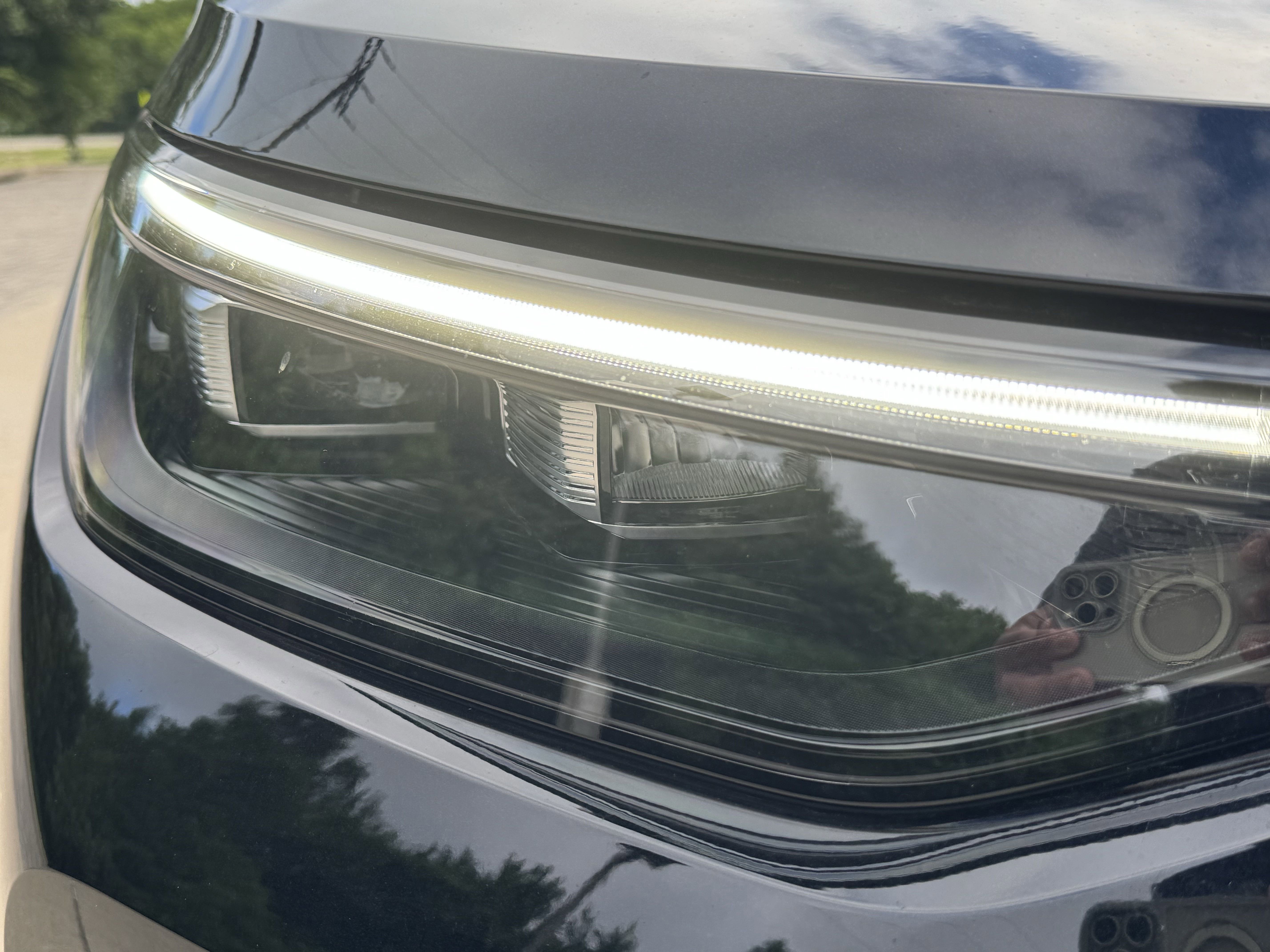 Certified 2026 Volkswagen Tiguan SE FWD image 5